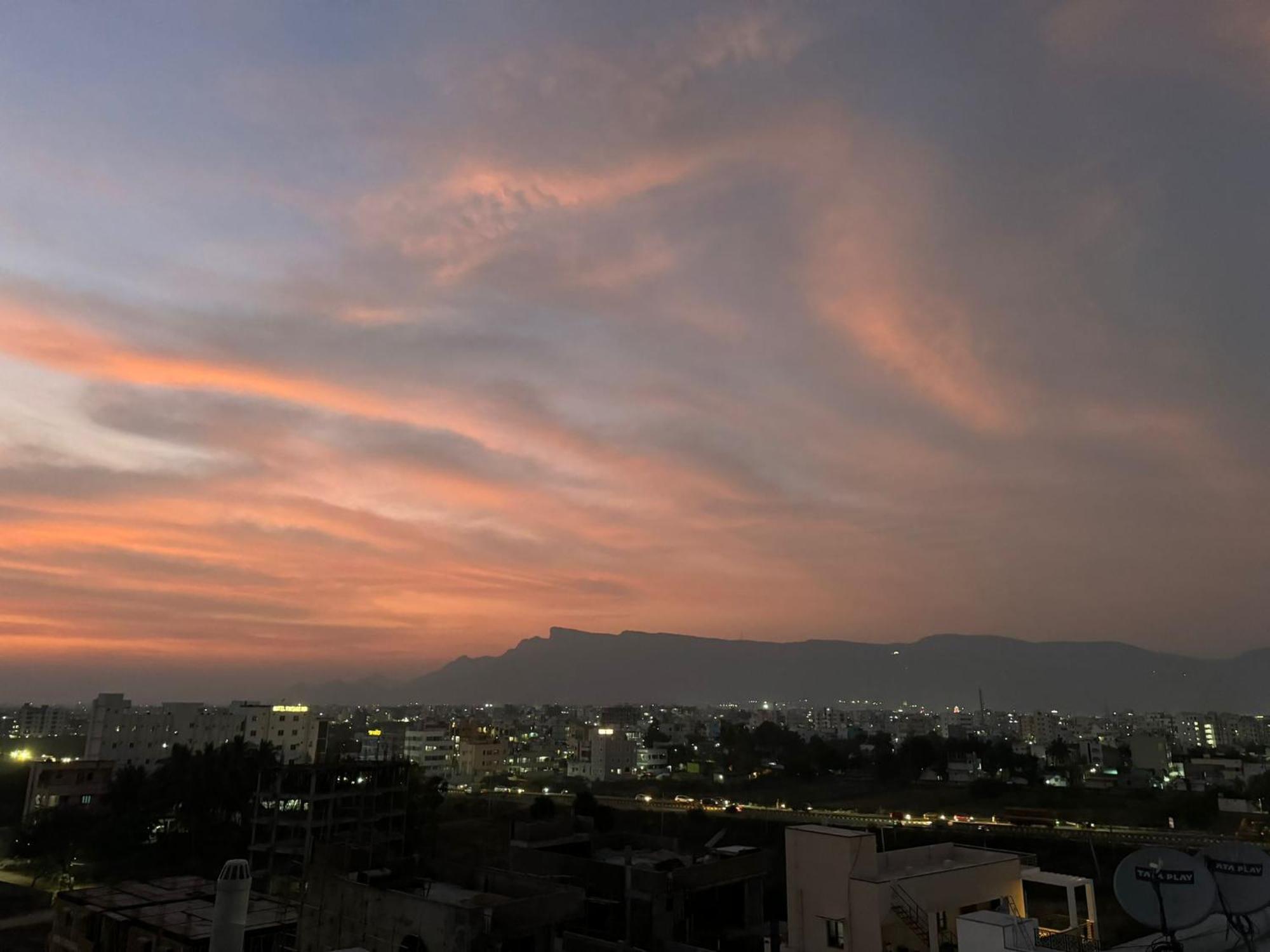 Tirupati Homestay - Ragunatha Resorts - 3Bhk Ac Apartments For Large Families - Free Breakfast - Flyover To Alipiri Gate - Wifi - Android Tv - - Easy Access To Visit All Temples Exterior foto